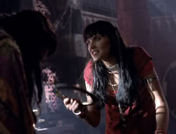 extant_XenaWarriorPrincess_5x02_Chakram_2842