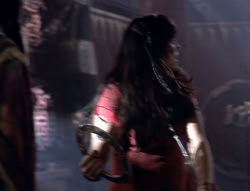 extant_XenaWarriorPrincess_5x02_Chakram_2860