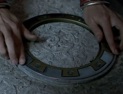 extant_XenaWarriorPrincess_5x02_Chakram_2865