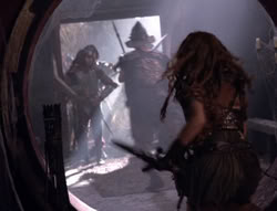 extant_XenaWarriorPrincess_5x02_Chakram_2869