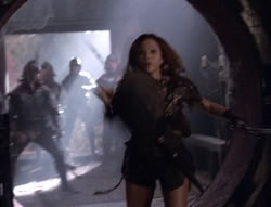 extant_XenaWarriorPrincess_5x02_Chakram_2872