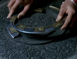 extant_XenaWarriorPrincess_5x02_Chakram_2887