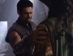 extant_XenaWarriorPrincess_5x02_Chakram_2923