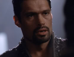 extant_XenaWarriorPrincess_5x02_Chakram_2930