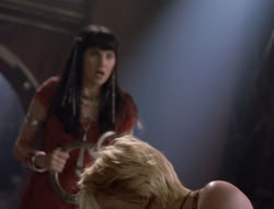 extant_XenaWarriorPrincess_5x02_Chakram_2986