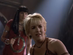extant_XenaWarriorPrincess_5x02_Chakram_2987