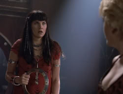extant_XenaWarriorPrincess_5x02_Chakram_2994