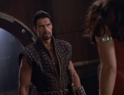 extant_XenaWarriorPrincess_5x02_Chakram_3004