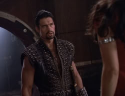 extant_XenaWarriorPrincess_5x02_Chakram_3006
