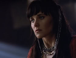 extant_XenaWarriorPrincess_5x02_Chakram_3008