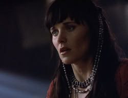 extant_XenaWarriorPrincess_5x02_Chakram_3009