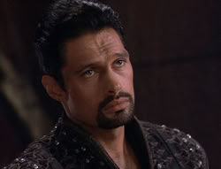 extant_XenaWarriorPrincess_5x02_Chakram_3031