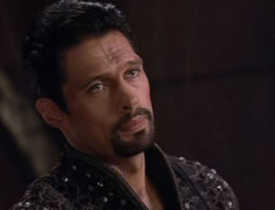 extant_XenaWarriorPrincess_5x02_Chakram_3032