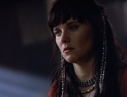 extant_XenaWarriorPrincess_5x02_Chakram_3052