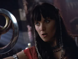 extant_XenaWarriorPrincess_5x02_Chakram_3078