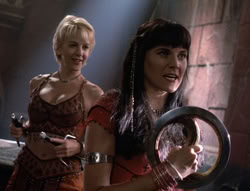 extant_XenaWarriorPrincess_5x02_Chakram_3100