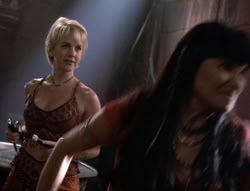 extant_XenaWarriorPrincess_5x02_Chakram_3101