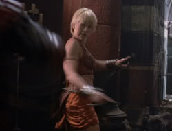 extant_XenaWarriorPrincess_5x02_Chakram_3143