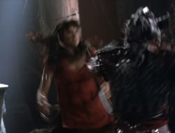 extant_XenaWarriorPrincess_5x02_Chakram_3148