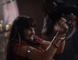 extant_XenaWarriorPrincess_5x02_Chakram_3150