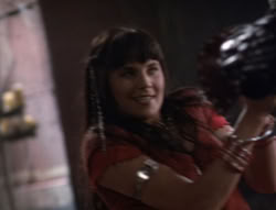 extant_XenaWarriorPrincess_5x02_Chakram_3152