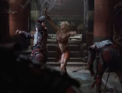 extant_XenaWarriorPrincess_5x02_Chakram_3158