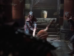 extant_XenaWarriorPrincess_5x02_Chakram_3159