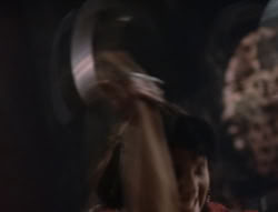 extant_XenaWarriorPrincess_5x02_Chakram_3165