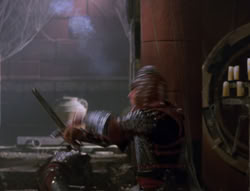 extant_XenaWarriorPrincess_5x02_Chakram_3176