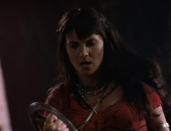 extant_XenaWarriorPrincess_5x02_Chakram_3197