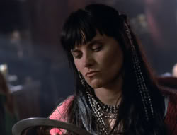 extant_XenaWarriorPrincess_5x02_Chakram_3222
