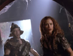 extant_XenaWarriorPrincess_5x02_Chakram_3257