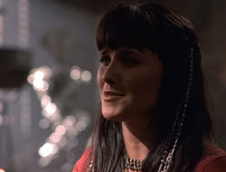extant_XenaWarriorPrincess_5x02_Chakram_3301