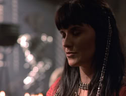 extant_XenaWarriorPrincess_5x02_Chakram_3321