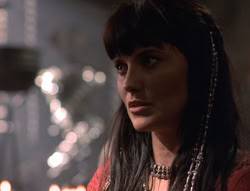 extant_XenaWarriorPrincess_5x02_Chakram_3322