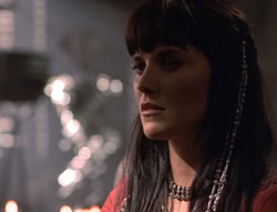 extant_XenaWarriorPrincess_5x02_Chakram_3334