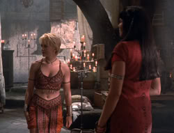extant_XenaWarriorPrincess_5x02_Chakram_3347