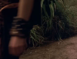 extant_XenaWarriorPrincess_5x02_Chakram_3389