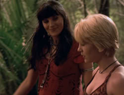 extant_XenaWarriorPrincess_5x02_Chakram_3395