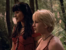 extant_XenaWarriorPrincess_5x02_Chakram_3401