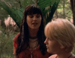 extant_XenaWarriorPrincess_5x02_Chakram_3405