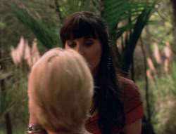 extant_XenaWarriorPrincess_5x02_Chakram_3406