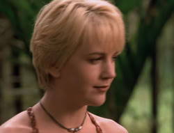 extant_XenaWarriorPrincess_5x02_Chakram_3434