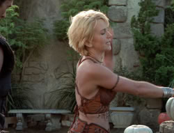 extant_XenaWarriorPrincess_5x03_Succession_0273