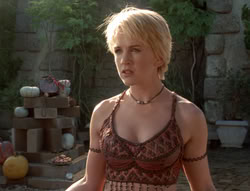 extant_XenaWarriorPrincess_5x03_Succession_0321