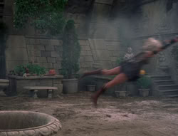 extant_XenaWarriorPrincess_5x03_Succession_0666