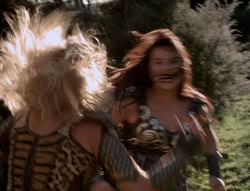 extant_XenaWarriorPrincess_5x03_Succession_0861
