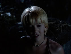 extant_XenaWarriorPrincess_5x03_Succession_0944
