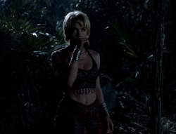 extant_XenaWarriorPrincess_5x03_Succession_0973