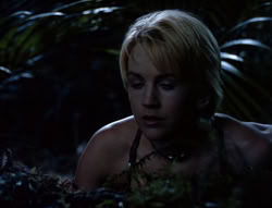 extant_XenaWarriorPrincess_5x03_Succession_1048